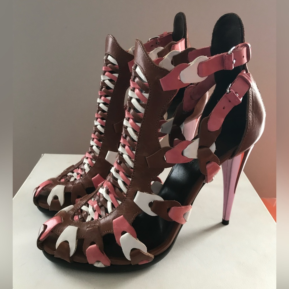 BALENCIAGA gladiator heels - Picture 2 of 10
